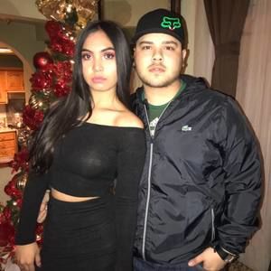 Meet your Posher, Yan